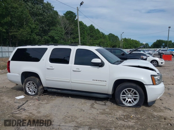 2014 Chevrolet Suburban LT with VIN 1GNSCJE08ER185472, listed as a IAAI auction lot 39849223 with 198,853 mi miles. Bid and sale history available at carsss.com. Image 13.