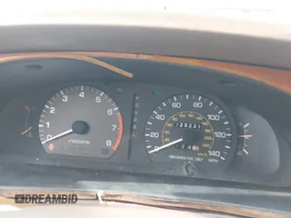 1993 Toyota Camry LE z VIN 4T1SK12E6PU248270, wystawiony jako IAAI lot #42160426 z przebiegiem 225 221 mil mil oraz . Historia ofert i sprzedaży dostępna na DreamBid. Obrazek 7.