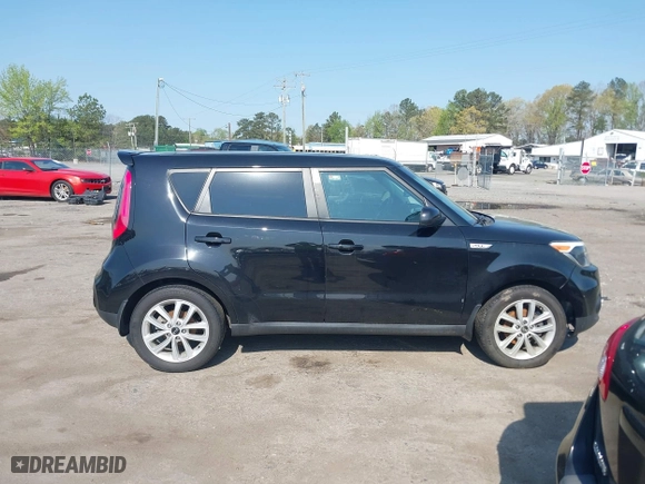2019 Kia Soul + with VIN KNDJP3A56K7908782, listed as a IAAI auction lot 42036989 with 71,046 mi miles. Bid and sale history available at carsss.com. Image 13.