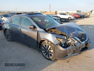 2016 Nissan Altima 2.5 S with VIN 1N4AL3AP5GC234612, listed as a IAAI auction lot 40619081 with 129,177 mi miles. Bid and sale history available at carsss.com. Image 1.