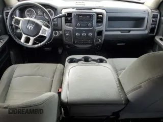 2018 Ram 3500 Tradesman z VIN 3C63RRGL1JG401195, wystawiony jako Copart lot #54166715 z przebiegiem 556 538 mil mil oraz Tytuł czysty. Historia ofert i sprzedaży dostępna na DreamBid. Obrazek 8.