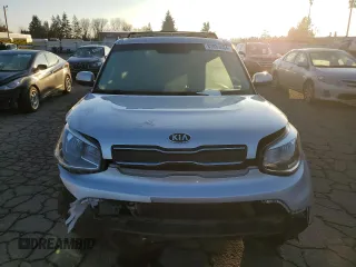 2017 Kia Soul with VIN KNDJN2A2XH7463221, listed as a Copart auction lot 82889404 with 102,034 mi miles and Salvage Title. Bid and sale history available at carsss.com. Image 5.