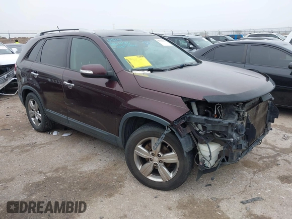 2012 Kia Sorento EX z VIN 5XYKU3A63CG306285, wystawiony jako IAAI lot #42166617 z przebiegiem 215 132 mil mil oraz . Historia ofert i sprzedaży dostępna na DreamBid. Obrazek 1.