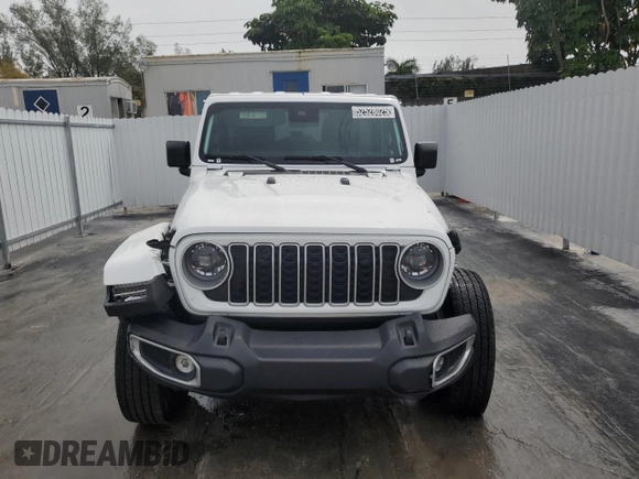 2025 Jeep Wrangler Sahara with VIN 1C4PJXEN7SW505719, listed as a Copart auction lot 52528025 with 8,911 mi miles and Clean Title. Bid and sale history available at DreamBid. Image 5.