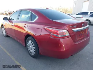 2013 Nissan Altima 2.5 SV with VIN 1N4AL3AP0DN583757, listed as a IAAI auction lot 41863040 with 112,801 mi miles. Bid and sale history available at carsss.com. Image 3.