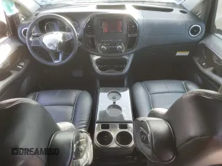 2017 Mercedes-Benz Metris Passenger z VIN WD4PG2EE6H3326525, wystawiony jako Copart lot #86748464 z przebiegiem Nie podano mil oraz Szkoda całkowita • Salvage title. Historia ofert i sprzedaży dostępna na DreamBid. Obrazek 8.