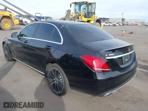 2019 Mercedes-Benz C 300 with VIN WDDWF8DB3KR512990, listed as a IAAI auction lot 40946726 with 116,494 mi miles and . Bid and sale history available at DreamBid. Image 3.