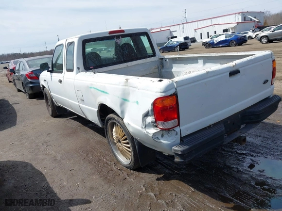 1999 Ford Ranger XL with VIN 1FTYR14V5XTB14122, listed as a IAAI auction lot 41829203 with 187,576 mi miles. Bid and sale history available at carsss.com. Image 3.