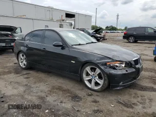 2007 BMW 3 Series 328i with VIN WBAVA33507KX82971, listed as a Copart auction lot 54677725 with 135,759 mi miles and Salvage Title. Bid and sale history available at DreamBid. Image 4.
