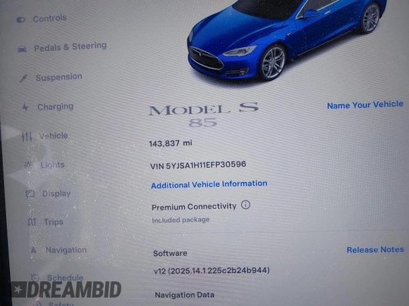 2014 Tesla Model S 60 z VIN 5YJSA1H11EFP30596, wystawiony jako IAAI lot #42235901 z przebiegiem 143 837 mil mil oraz . Historia ofert i sprzedaży dostępna na DreamBid. Obrazek 16.