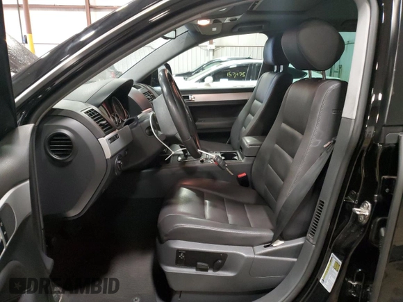 2008 Volkswagen Touareg 2 V6 with VIN WVGBE77L98D047403, listed as a Copart auction lot 43111075 with 119,407 mi miles and Salvage Title. Bid and sale history available at carsss.com. Image 7.