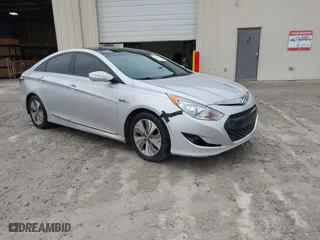 2015 Hyundai Sonata Hybrid Limited with VIN KMHEC4A4XFA128895, listed as a IAAI auction lot 41524765 with 143,948 mi miles. Bid and sale history available at carsss.com. Image 1.