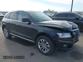 2015 Audi Q5 Premium with VIN WA1CFAFP1FA030479, listed as a IAAI auction lot 40957493 with 103,805 mi miles. Bid and sale history available at carsss.com. Image 1.