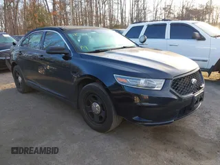 2015 Ford Police Interceptor с VIN 1FAHP2MK6FG190463, выставлен на аукционе IAAI как лот 41757375 с пробегом 154 174 миль миль и . История ставок и продаж доступна на DreamBid. Изображение 1.