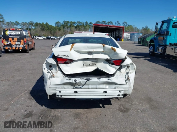 2019 Nissan Altima S with VIN 1N4BL4BV8KC102217, listed as a IAAI auction lot 41726559 with 84,310 mi miles and . Bid and sale history available at carsss.com. Image 17.