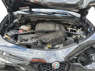 2018 Alfa Romeo Stelvio Sport z VIN ZASFAKPN8J7B79599, wystawiony jako Copart lot #57396135 z przebiegiem 73 873 mil mil oraz Nie do naprawy. Historia ofert i sprzedaży dostępna na DreamBid. Obrazek 12.
