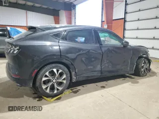 2022 Ford Mustang Mach-E Premium с VIN 3FMTK3SU6NMA63757, выставлен на аукционе Copart как лот 43117615 с пробегом Не указан миль и Списание • Salvage title. История ставок и продаж доступна на DreamBid. Изображение 3.