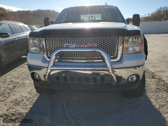 2008 GMC Sierra 1500 SLE1 with VIN 2GTEK133681228628, listed as a Copart auction lot 78793994 with 72,615 mi miles and Salvage Title. Bid and sale history available at carsss.com. Image 5.