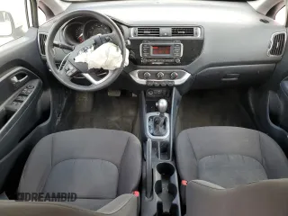 2017 Kia Rio LX z VIN KNADM4A36H6044693, wystawiony jako Copart lot #55349215 z przebiegiem 84 323 mil mil oraz Szkody całkowita. Historia ofert i sprzedaży dostępna na DreamBid. Obrazek 8.