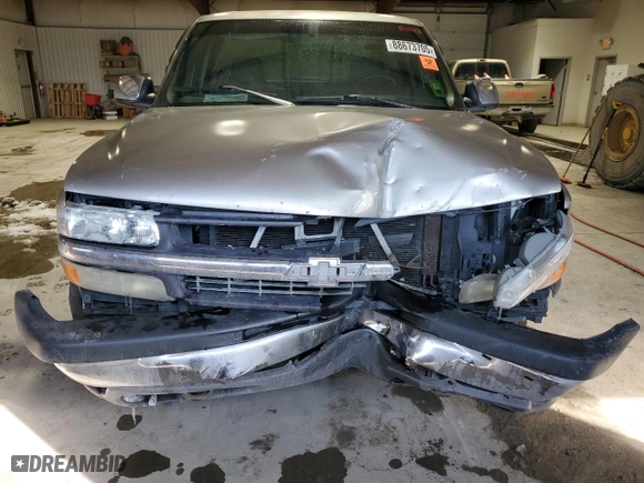 2000 Chevrolet Silverado 1500 LS with VIN 1GCEK14T9YE121960, listed as a Copart auction lot 88673705 with 253,655 mi miles and Salvage Title. Bid and sale history available at carsss.com. Image 5.