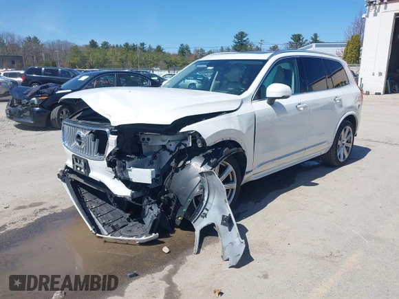 2016 Volvo XC90 T6 Inscription with VIN YV4A22PL9G1035907, listed as a IAAI auction lot 42015182 with 72,801 mi miles and . Bid and sale history available at DreamBid. Image 17.