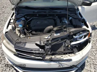 2016 Volkswagen Jetta Sport z VIN 3VWD17AJ8GM331542, wystawiony jako Copart lot #56717875 z przebiegiem 95 780 mil mil oraz Nie do naprawy • Non repairable. Historia ofert i sprzedaży dostępna na DreamBid. Obrazek 11.