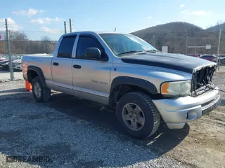 2005 Dodge Ram 1500 SLT with VIN 1D7HU18D75S121968, listed as a IAAI auction lot 41431253 with 188,974 mi miles. Bid and sale history available at carsss.com. Image 1.