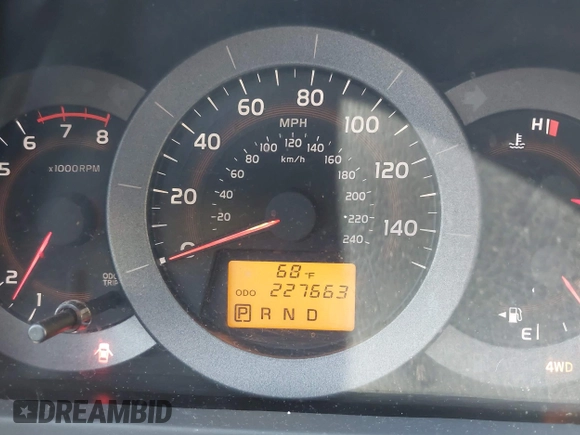 2009 Toyota RAV4 with VIN JTMBK33V39D006022, listed as a IAAI auction lot 42121581 with 227,663 mi miles. Bid and sale history available at carsss.com. Image 7.