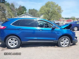 2020 Ford Edge SEL z VIN 2FMPK4J98LBA07595, wystawiony jako IAAI lot #42068572 z przebiegiem 105 352 mil mil oraz . Historia ofert i sprzedaży dostępna na DreamBid. Obrazek 14.