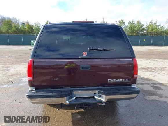 1997 Chevrolet Suburban with VIN 3GNFK16R8VG144969, listed as a IAAI auction lot 42070555 with 197,580 mi miles and . Bid and sale history available at DreamBid. Image 16.