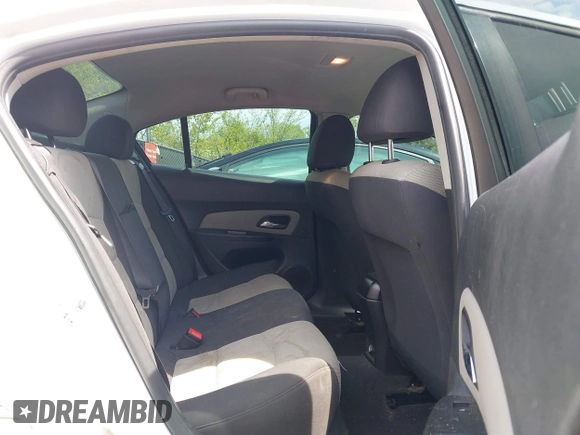 2014 Chevrolet Cruze LS with VIN 1G1PA5SH5E7218650, listed as a IAAI auction lot 42093764 with 189,813 mi miles and . Bid and sale history available at DreamBid. Image 8.