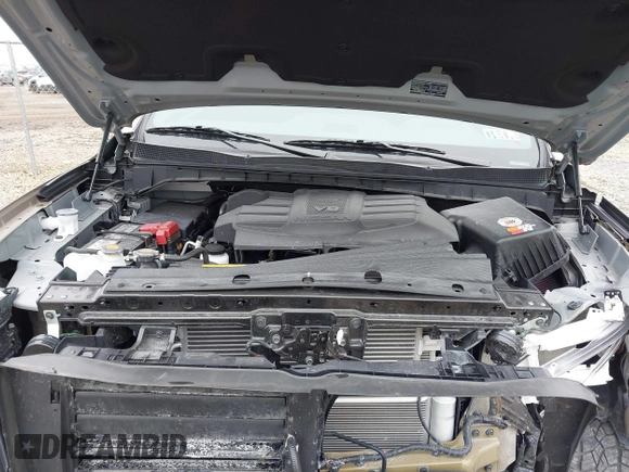 2024 Nissan Titan Pro-4X z VIN 1N6AA1ED0RN114614, wystawiony jako IAAI lot #41548196 z przebiegiem 3 405 mil mil oraz . Historia ofert i sprzedaży dostępna na DreamBid. Obrazek 10.