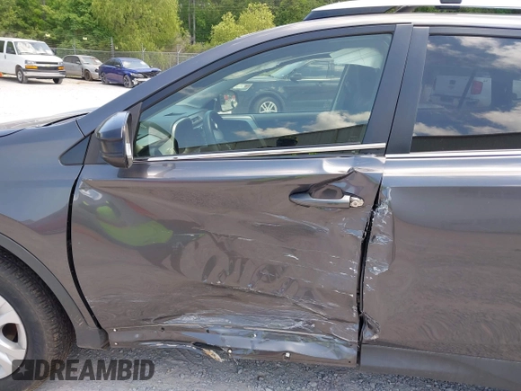 2014 Toyota RAV4 LE с VIN JTMZFREV0EJ021172, выставлен на аукционе IAAI как лот 42123498 с пробегом 63 846 миль миль и . История ставок и продаж доступна на DreamBid. Изображение 6.