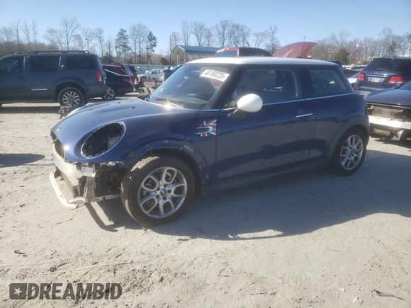 2014 MINI Hardtop with VIN WMWXM5C56ET972955, listed as a Copart auction lot 48160225 with 60,692 mi miles and Clean Title. Bid and sale history available at DreamBid. Image 1.