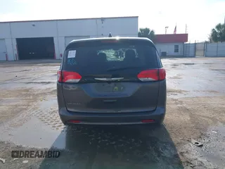 2023 Chrysler Voyager LX z VIN 2C4RC1CG9PR585738, wystawiony jako IAAI lot #42209993 z przebiegiem 50 625 mil mil oraz . Historia ofert i sprzedaży dostępna na DreamBid. Obrazek 16.