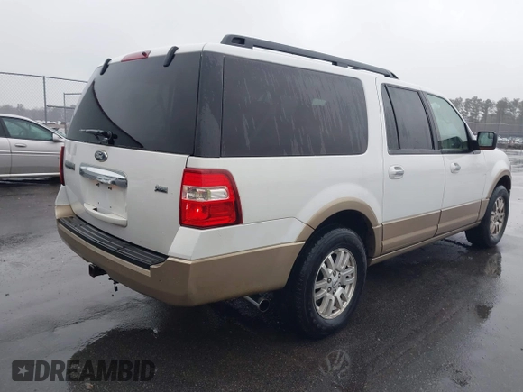 2013 Ford Expedition Max XLT с VIN 1FMJK1H59DEF08542, выставлен на аукционе IAAI как лот 41552946 с пробегом 218 762 миль миль и . История ставок и продаж доступна на DreamBid. Изображение 4.