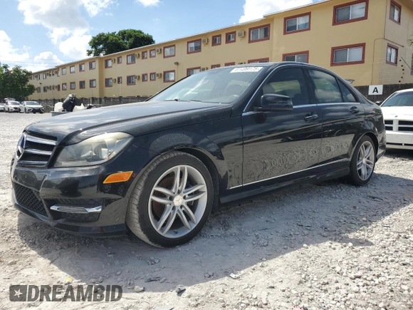2014 Mercedes-Benz C 250 Sport с VIN WDDGF4HB8EA947546, выставлен на аукционе Copart как лот 61489175 с пробегом 130 482 миль миль и Чистый • Clean title. История ставок и продаж доступна на DreamBid. Изображение 1.