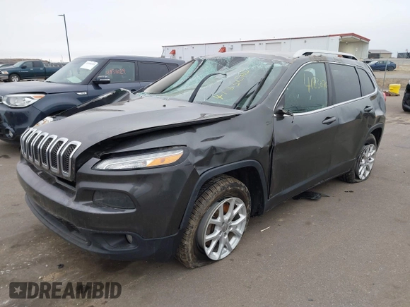 2015 Jeep Cherokee Latitude with VIN 1C4PJMCS2FW755219, listed as a IAAI auction lot 41830715 with 113,097 mi miles. Bid and sale history available at carsss.com. Image 17.