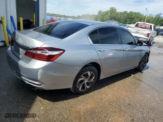 2017 Honda Accord Sedan LX with VIN 1HGCR2F36HA113295, listed as a Copart auction lot 69751334 with 198,074 mi miles and Salvage Title. Bid and sale history available at carsss.com. Image 3.