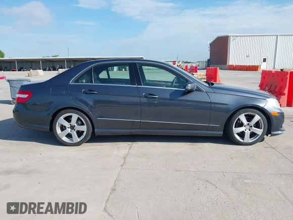 2010 Mercedes-Benz E 350 Luxury with VIN WDDHF5GB5AA078880, listed as a IAAI auction lot 42590907 with 210,275 mi miles and . Bid and sale history available at DreamBid. Image 13.