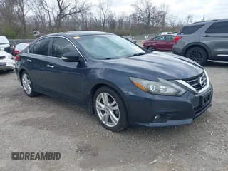 2016 Nissan Altima SR with VIN 1N4BL3AP5GC279974, listed as a IAAI auction lot 41944803 with 133,440 mi miles and . Bid and sale history available at carsss.com. Image 1.