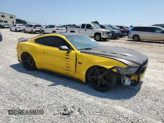 2015 Ford Mustang GT z VIN 1FA6P8CF1F5369083, wystawiony jako Copart lot #62132805 z przebiegiem 114 104 mil mil oraz Szkoda całkowita • Salvage title. Historia ofert i sprzedaży dostępna na DreamBid. Obrazek 4.