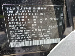 2017 Volkswagen Tiguan S z VIN WVGAV7AX4HK014019, wystawiony jako Copart lot #59749005 z przebiegiem 49 100 mil mil oraz Szkoda całkowita • Salvage title. Historia ofert i sprzedaży dostępna na DreamBid. Obrazek 14.