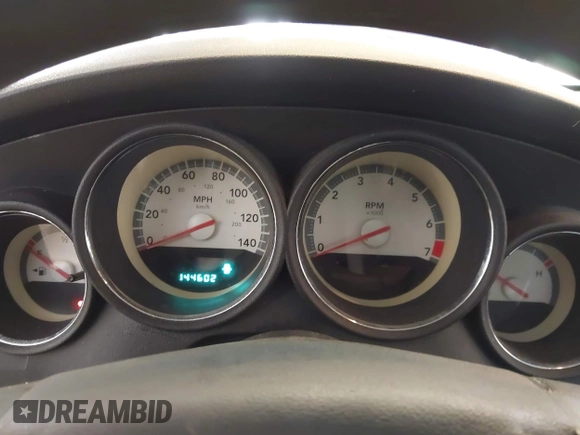 2010 Dodge Charger SXT with VIN 2B3CA3CV1AH291075, listed as a IAAI auction lot 41576216 with 144,602 mi miles. Bid and sale history available at carsss.com. Image 7.
