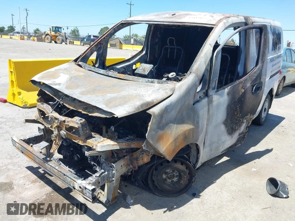 2017 Nissan NV200 S z VIN 3N6CM0KN5HK722530, wystawiony jako IAAI lot #42337572 z przebiegiem Nie podano mil oraz . Historia ofert i sprzedaży dostępna na DreamBid. Obrazek 2.