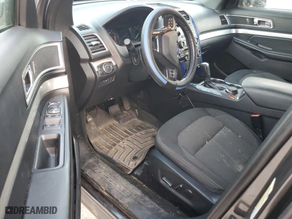 2017 Ford Explorer XLT with VIN 1FM5K8D85HGD83429, listed as a Copart auction lot 77774024 with 98,160 mi miles and Salvage Title. Bid and sale history available at carsss.com. Image 8.