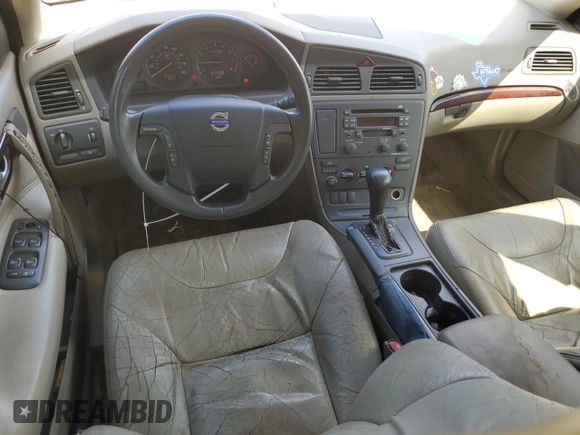 2001 Volvo V70 with VIN YV1SW61R611127879, listed as a Copart auction lot 72769494 with 286,405 mi miles and Salvage Title. Bid and sale history available at carsss.com. Image 8.