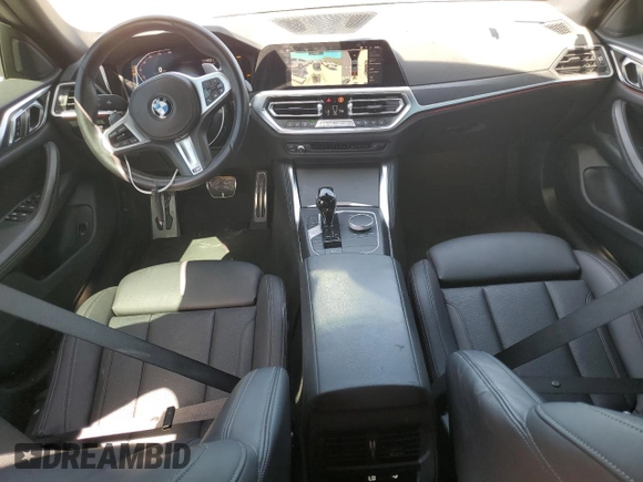2022 BMW 4 Series 430i z VIN WBA63AV04NFM02881, wystawiony jako Copart lot #49373595 z przebiegiem 33 722 mil mil oraz Szkoda całkowita • Salvage title. Historia ofert i sprzedaży dostępna na DreamBid. Obrazek 8.
