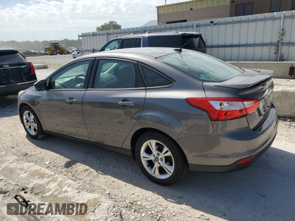 2012 Ford Focus SE with VIN 1FAHP3F25CL479095, listed as a Copart auction lot 62078925 with 140,516 mi miles and Clean title. Bid and sale history available at DreamBid. Image 2.