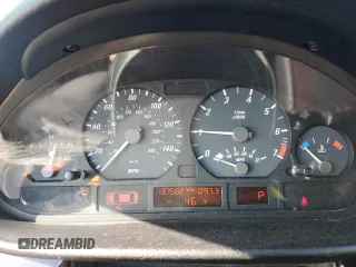 2006 BMW 3 Series 325Ci with VIN WBABW33446PX88432, listed as a Copart auction lot 44677295 with 137,582 mi miles and Salvage Title. Bid and sale history available at carsss.com. Image 9.